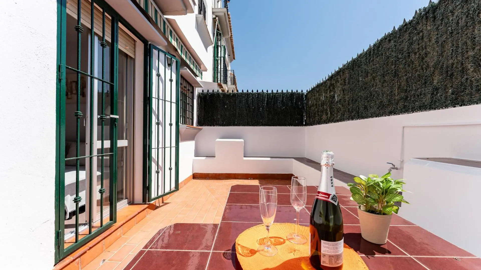 Malagasuite Wave Terrace Torremolinos